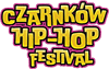 Złote litery w&nbsp;r&oacute;żowj obw&oacute;dce.