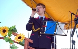 at1904200910