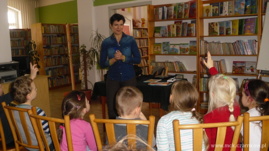 Zdjęcie 1 Izabela Klebańska na spotkaniu z przedszkolakami