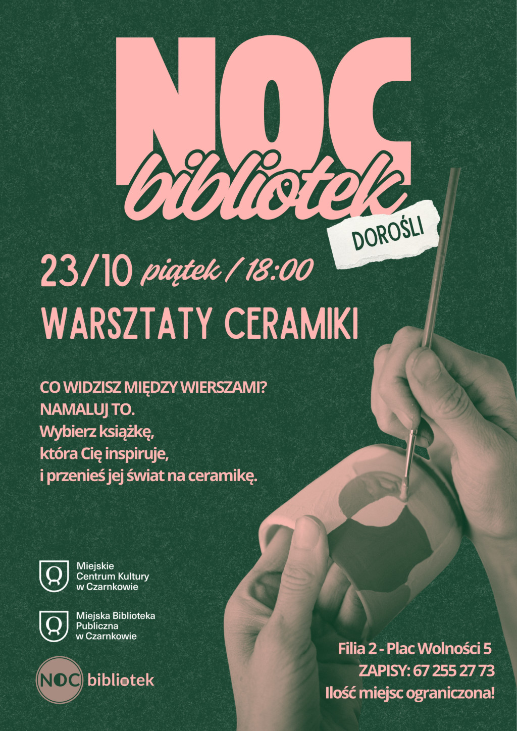 Treść plakatu z&nbsp;fotografią ręki malującej pędzelkiem kubek