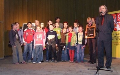 Zdjęcie do XXV Czarnkowskie Forum Teatr&oacute;w Szkolnych 2007