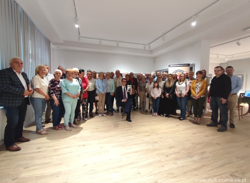 Zdjęcie do Spotkanie autorskie z Mateuszem Ratyńskim 2023