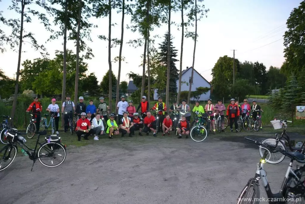Zdjęcie do XIX Rowerowy Rajd Nocny 2025