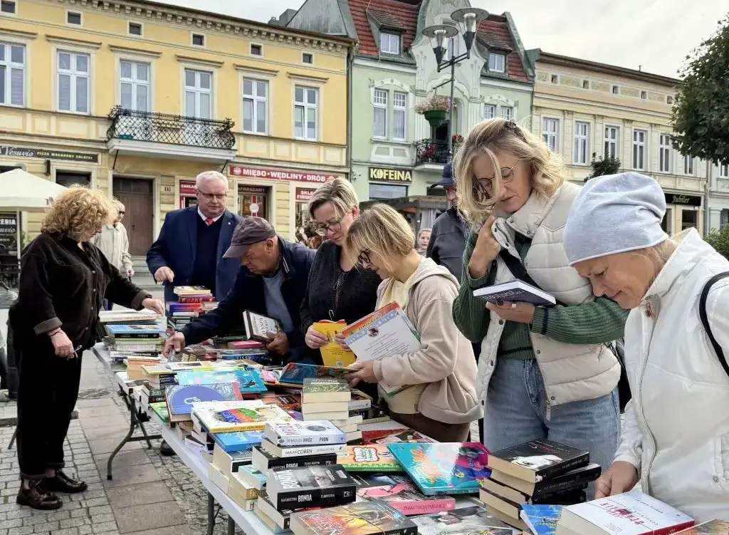 Zdjęcie do Książki łączą pokolenia 2025