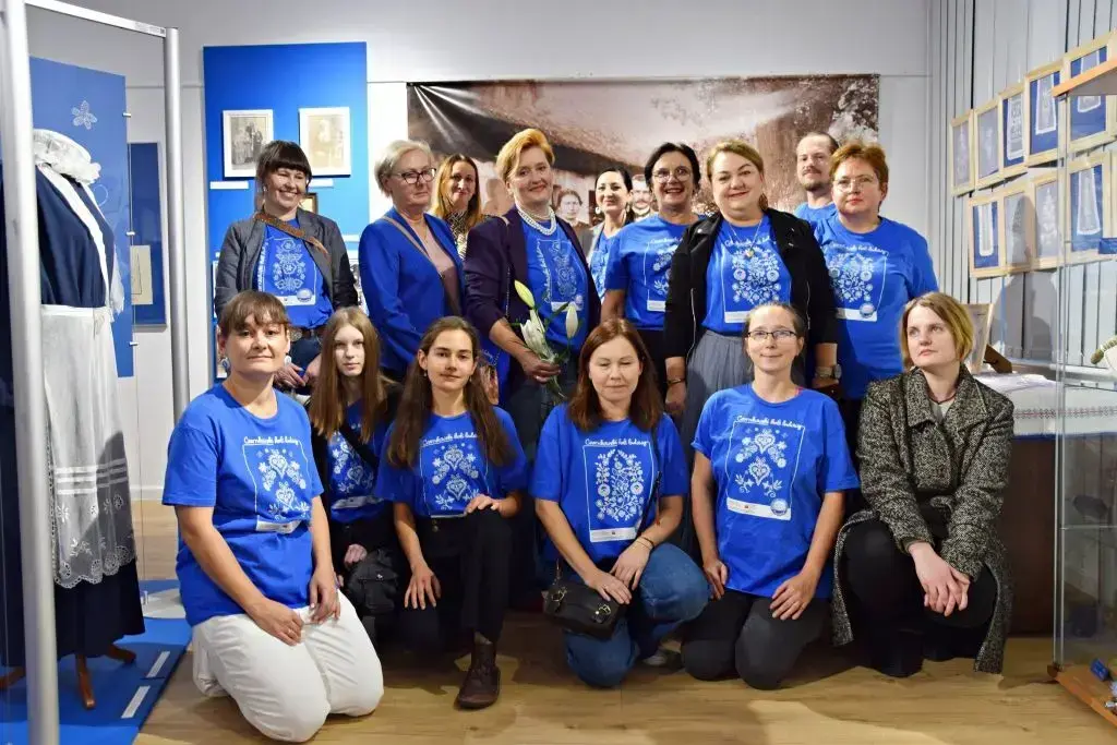 Zdjęcie do Haft czarnkowski na wystawie 2025