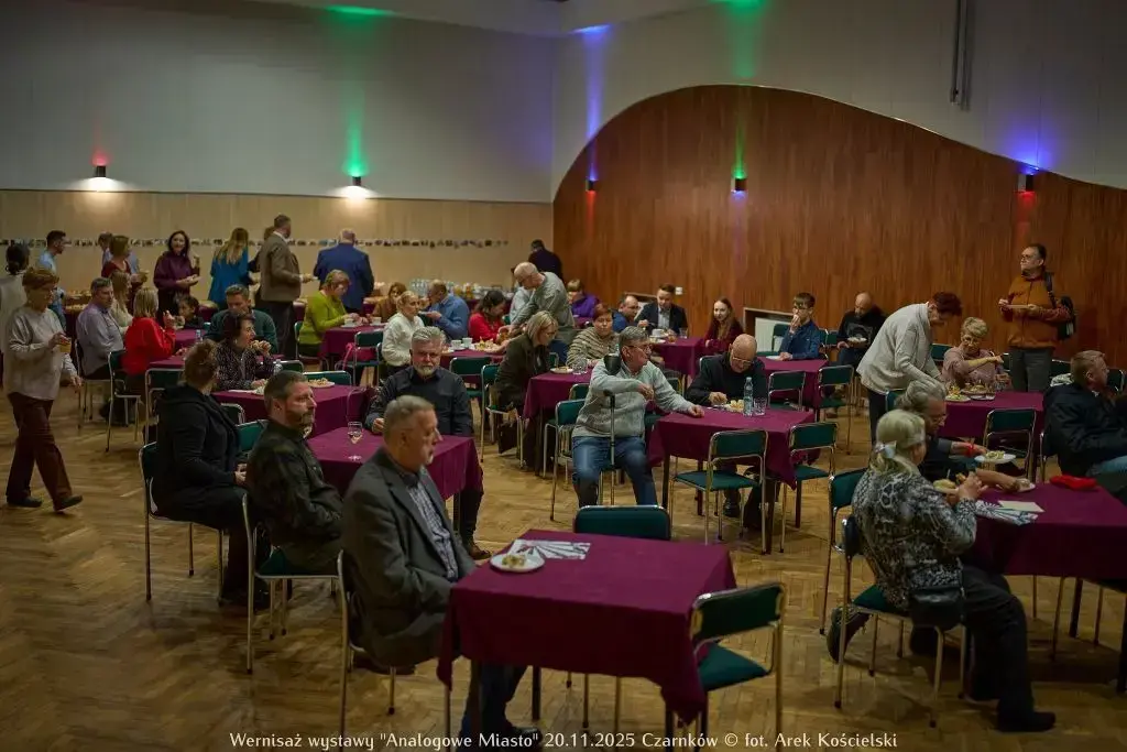 Zdjęcie do Analogowy wernisaż 2025