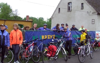 Zdjęcie do XI Skrzyżowanie z rowerem w tle 2010