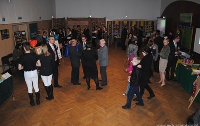 Zdjęcie do Giełda zawod&oacute;w 2011