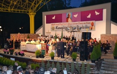 Zdjęcie do W hołdzie świętemu 2014