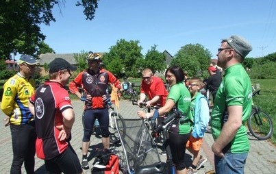 Zdjęcie do Pieszo, konno, kajakiem, na rowerze 2015